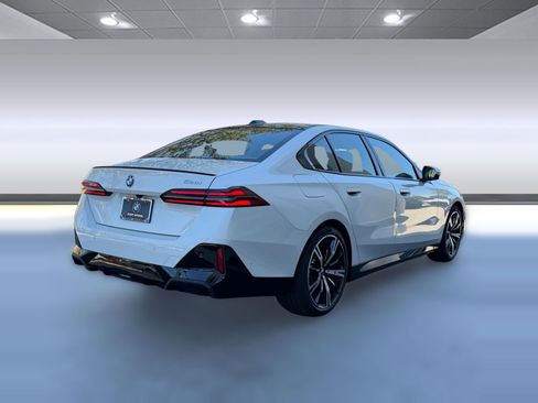 New 2026 BMW 530i w/ M Sport Package image 9