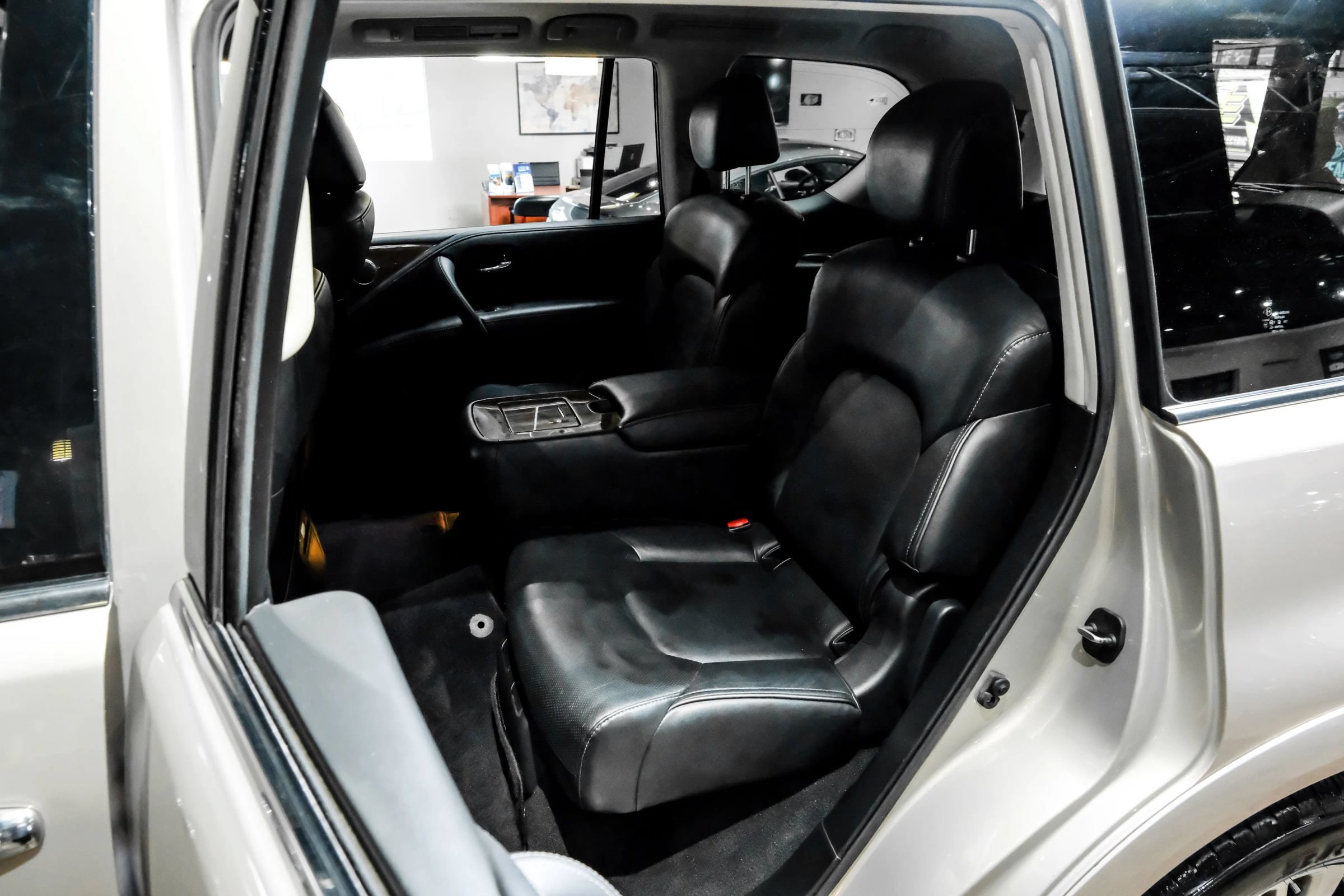 Used 2019 INFINITI QX80 2WD image 37