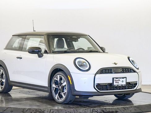 New 2026 MINI Cooper 2-Door Hardtop image 5