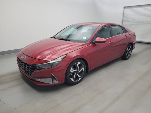 Used 2021 Hyundai Elantra Limited FWD image 2