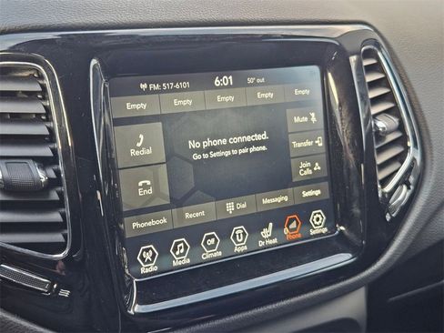 Certified 2018 Jeep Compass Limited image 24