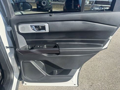 Certified 2020 Ford Explorer ST w/ ST Street Pack image 33