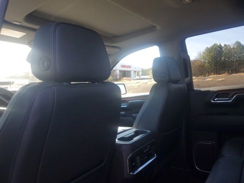 Used 2023 GMC Sierra 1500 Denali w/ Denali Reserve Package image 10