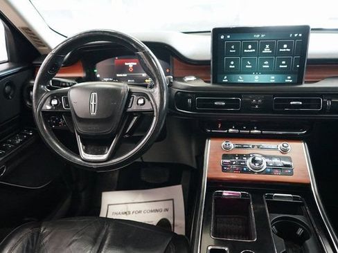 Used 2021 Lincoln Aviator Reserve AWD/4WD image 12