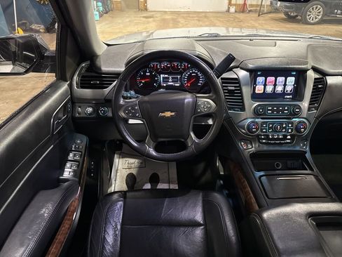 Used 2015 Chevrolet Suburban LTZ AWD/4WD image 30