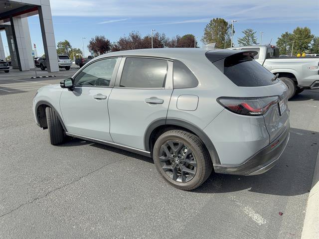 Used 2025 Honda HR-V Sport image 35