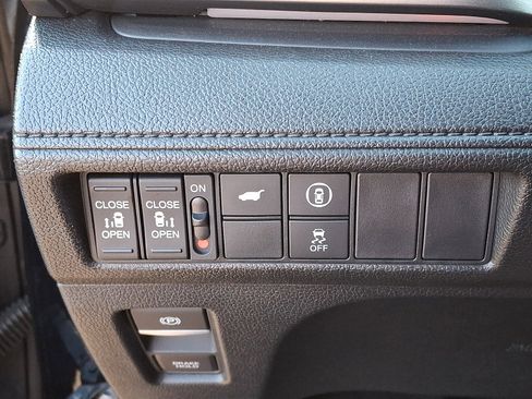 Used 2023 Honda Odyssey Sport image 25