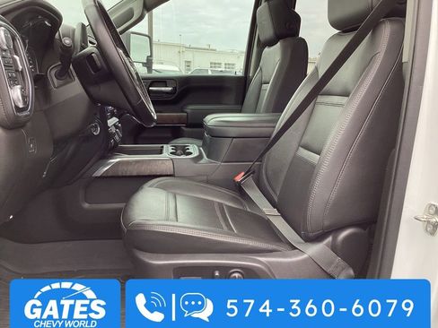 Used 2023 GMC Sierra 2500 Denali w/ Denali Ultimate Package image 13
