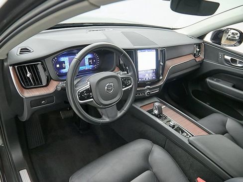 Certified 2023 Volvo XC60 B5 Plus w/ Protection Package Premier AWD/4WD image 12