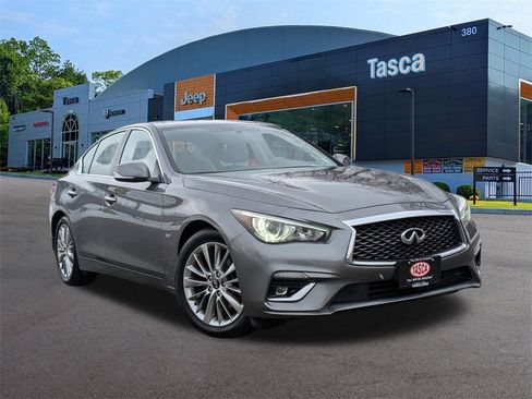 Used 2019 INFINITI Q50 Luxe w/ Essential Package (3.0T Luxe) image 1