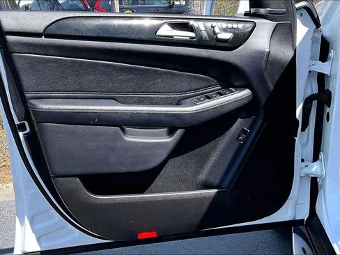 Used 2019 Mercedes-Benz GLE 400 4MATIC image 22