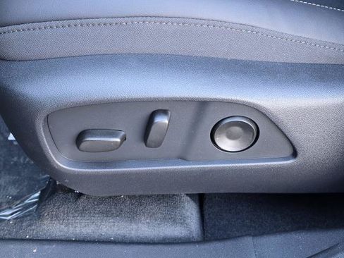 New 2026 GMC Terrain Elevation w/ Elevation Premium Package AWD/4WD image 11