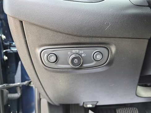 Used 2020 Chevrolet Equinox Premier FWD image 17