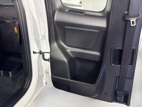 Used 2020 Toyota Tacoma SR image 25