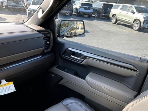 Certified 2025 Chevrolet Silverado 1500 ZR2 w/ Technology Package image 18