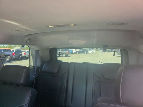 Used 2015 GMC Yukon SLT image 12