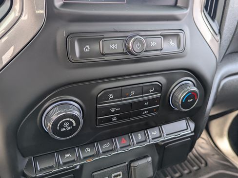 Used 2025 Chevrolet Silverado 1500 W/T RWD image 20