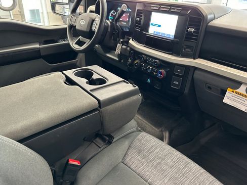 Used 2023 Ford F250 XLT AWD/4WD image 16