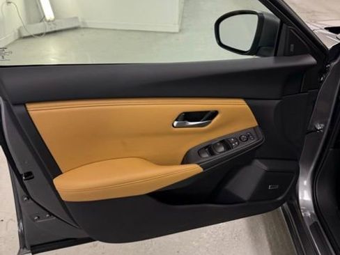 New 2025 Nissan Sentra SV w/ SV Premium Package image 7