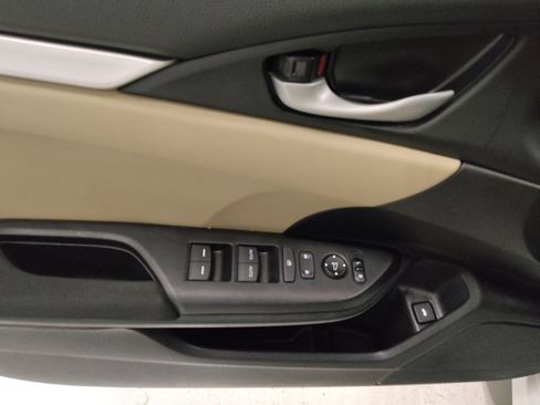 Used 2020 Honda Civic LX image 27