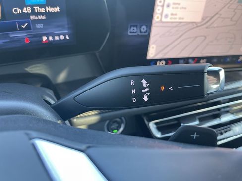 Used 2025 Chevrolet Traverse High Country w/ LPO, Floor Liner Package image 34