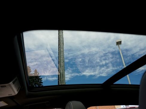 New 2026 Volkswagen Tiguan SEL R-Line image 18