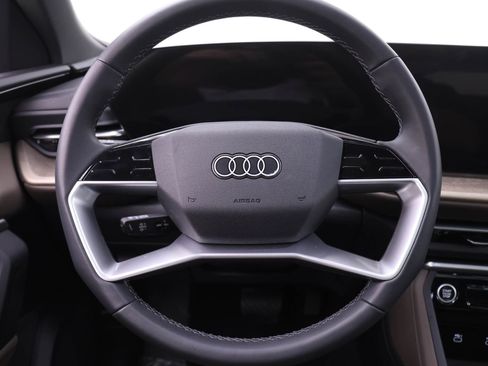 Certified 2025 Audi Q5 Premium Plus w/ Premium Plus AWD/4WD image 16