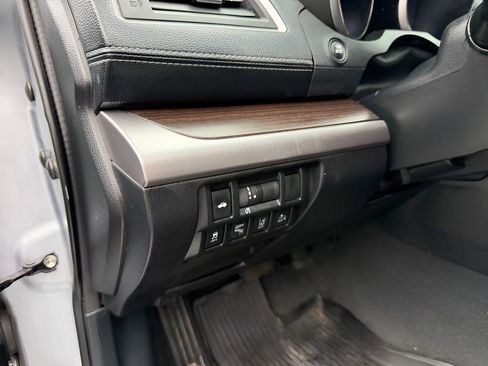 Used 2019 Subaru Legacy 2.5i Limited AWD/4WD image 21
