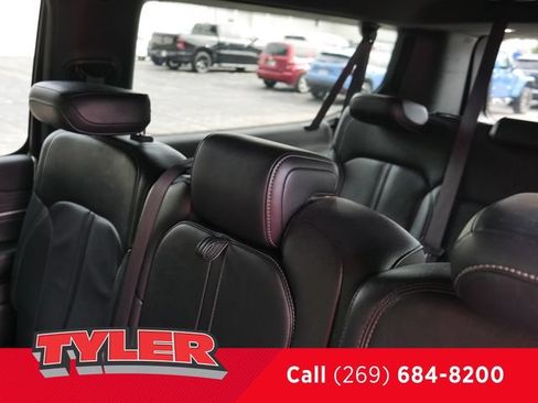Used 2024 Jeep Wagoneer L Series II w/ Flexible Seating Group AWD/4WD image 41