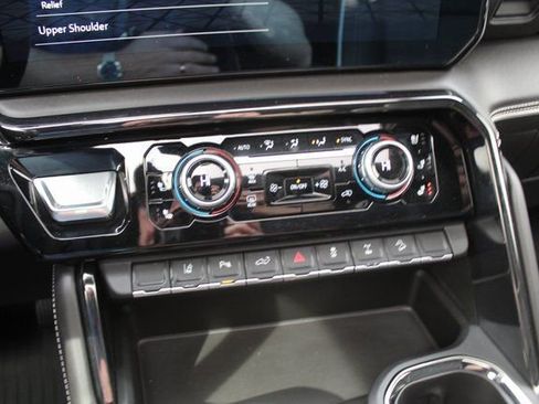 Used 2024 GMC Sierra 2500 AT4X w/ AT4X AEV Edition AWD/4WD image 38