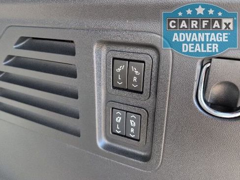 Used 2024 Chevrolet Traverse RS w/ LPO, Floor Liner Package AWD/4WD image 12