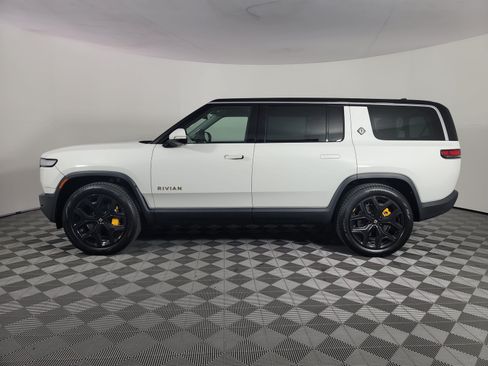 Used 2024 Rivian R1S Adventure AWD/4WD image 2