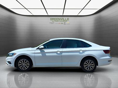 Used 2021 Volkswagen Jetta S image 3