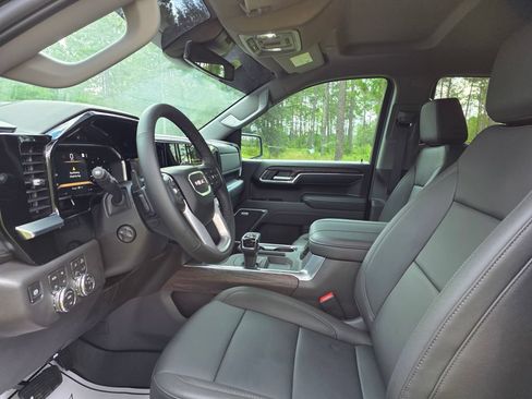 New 2026 GMC Sierra 1500 SLT w/ SLT Premium Package AWD/4WD image 15