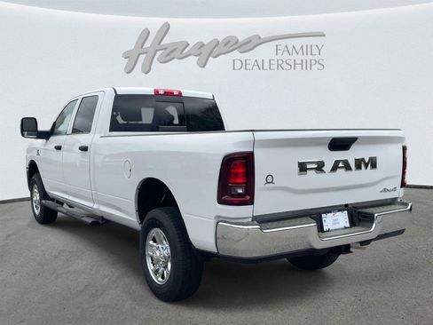 New 2026 RAM 2500 Tradesman AWD/4WD image 5
