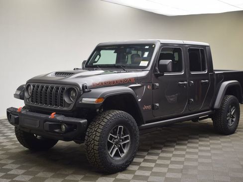 New 2026 Jeep Gladiator Mojave w/ Steel Bumper Group image 17