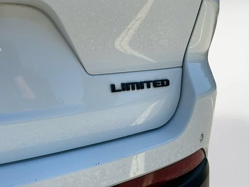 Used 2023 Jeep Grand Cherokee L Limited w/ Black Appearance Package RWD image 19