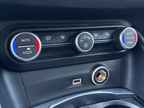 Used 2018 Alfa Romeo Stelvio Sport w/ Quick Order Package 22J Sport image 23