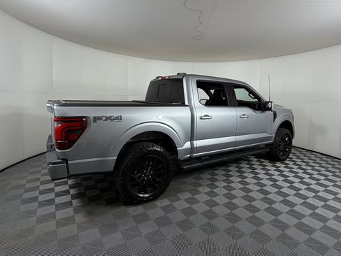 Used 2025 Ford F150 Lariat w/ Equipment Group 501A Mid image 4