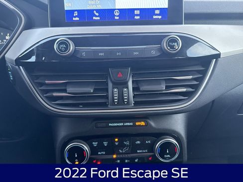 Certified 2022 Ford Escape SE w/ Convenience Package image 23