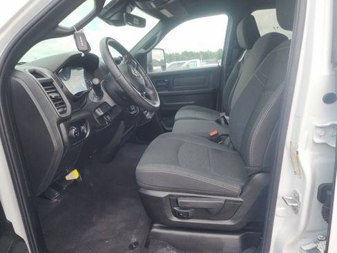 Used 2025 RAM 3500 Tradesman AWD/4WD image 3