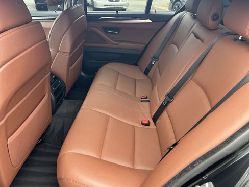 Used 2011 BMW 550i Sedan RWD image 25