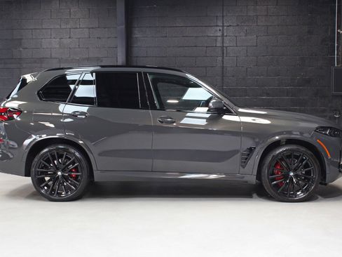 Used 2025 BMW X5 xDrive40i w/ M Sport Package AWD/4WD image 15