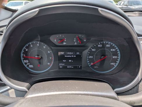 Used 2025 Chevrolet Malibu LT FWD image 22