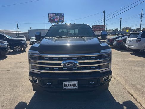 Used 2024 Ford F250 Platinum image 8