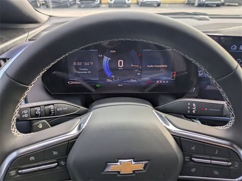 New 2026 Chevrolet Equinox EV LT image 16