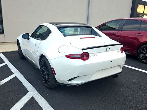 Used 2025 MAZDA MX-5 Miata RF Club RWD image 12