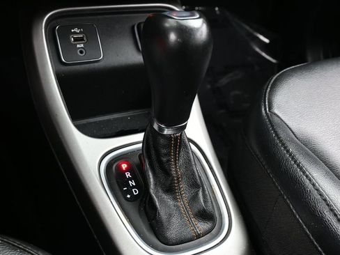 Used 2020 Jeep Compass Latitude FWD image 21