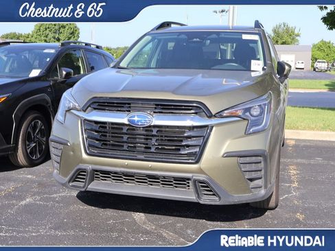 Used 2025 Subaru Ascent Premium AWD/4WD image 9