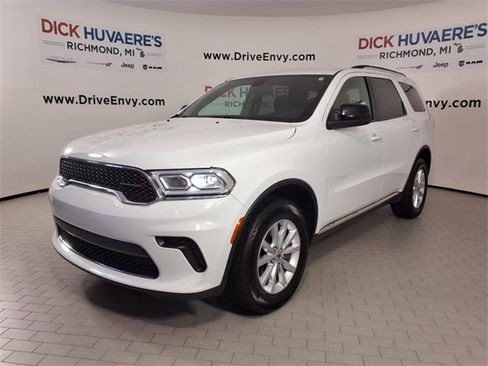 Used 2024 Dodge Durango SXT w/ Trailer Tow Group IV image 1